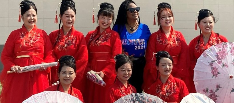 A photo of Sonia Song and her team of Chinese Dancers in Lloydminster's Lloydfest2021 (International Festivals Lloydminster Society).