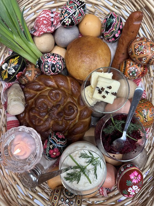 Ukrainian traditional Easter basket